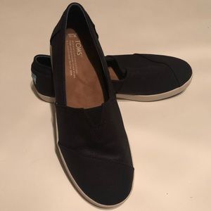 TOMS Black Coated Canvas Shoes (Women’s 10)